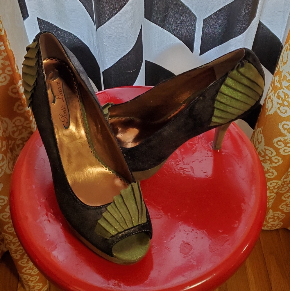 Poetic License green and bronze peeptoe pumps.